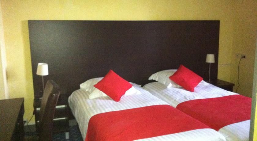 Logis - Hotel Du Nord Et Restaurant La Table D'Elisa Compiègne Kültér fotó