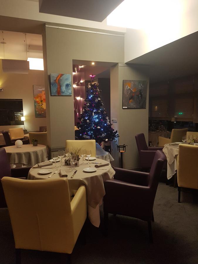 Logis - Hotel Du Nord Et Restaurant La Table D'Elisa Compiègne Kültér fotó