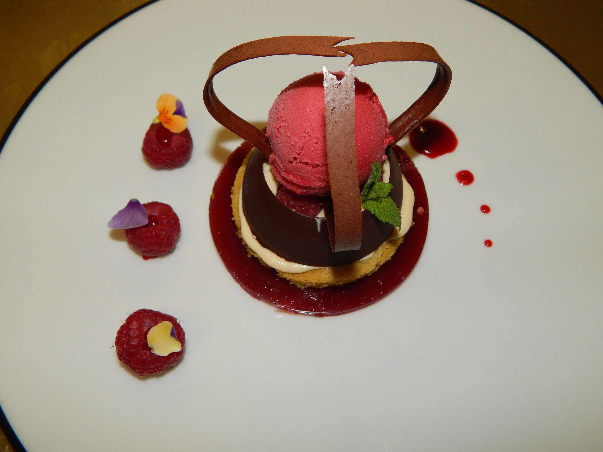 Logis - Hotel Du Nord Et Restaurant La Table D'Elisa Compiègne Kültér fotó